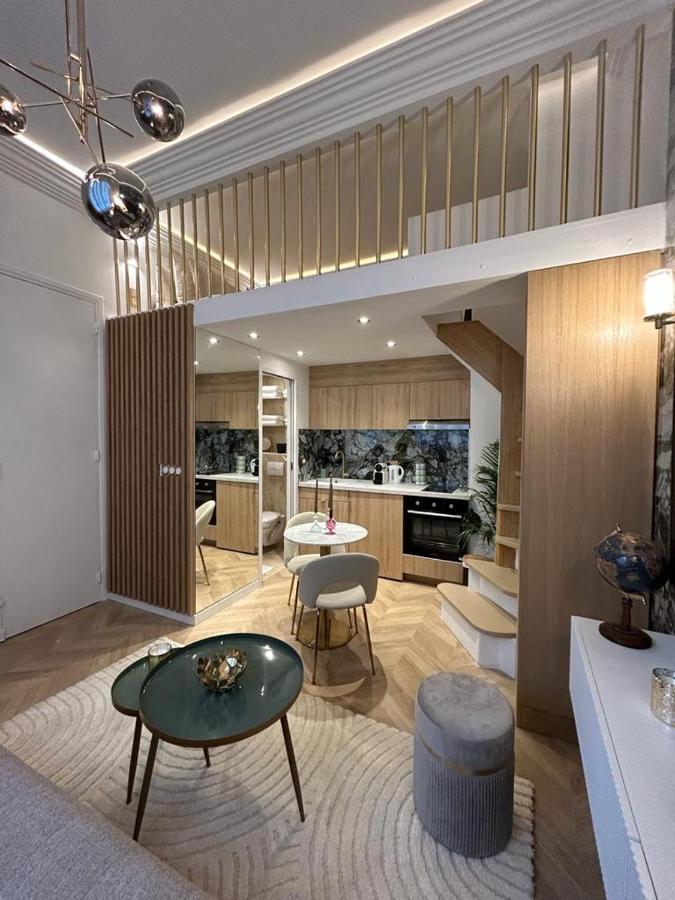 Le Des Champs Elysees Apartment Paris