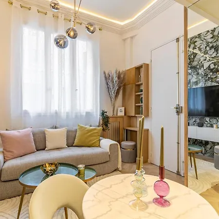 Apartment Avec Mezzanine Arc De Triomphe