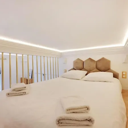 Avec Mezzanine Arc De Triomphe Apartment Paris